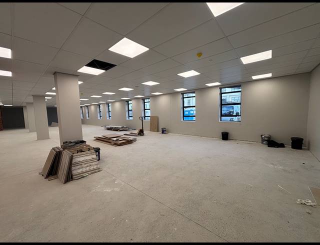 86M² MEDICAL SUITE TO LET IN PAARDEVLEI